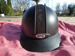 Bezpečnostní helma GPA